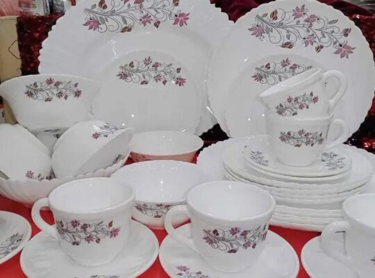 52 pcs dinner set nasir opal glass and crockeries